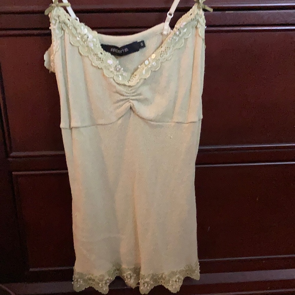 Arden B lace cami and matching shawl.